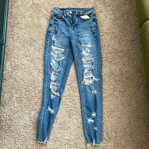 American eagle Ripped high rise jeans
